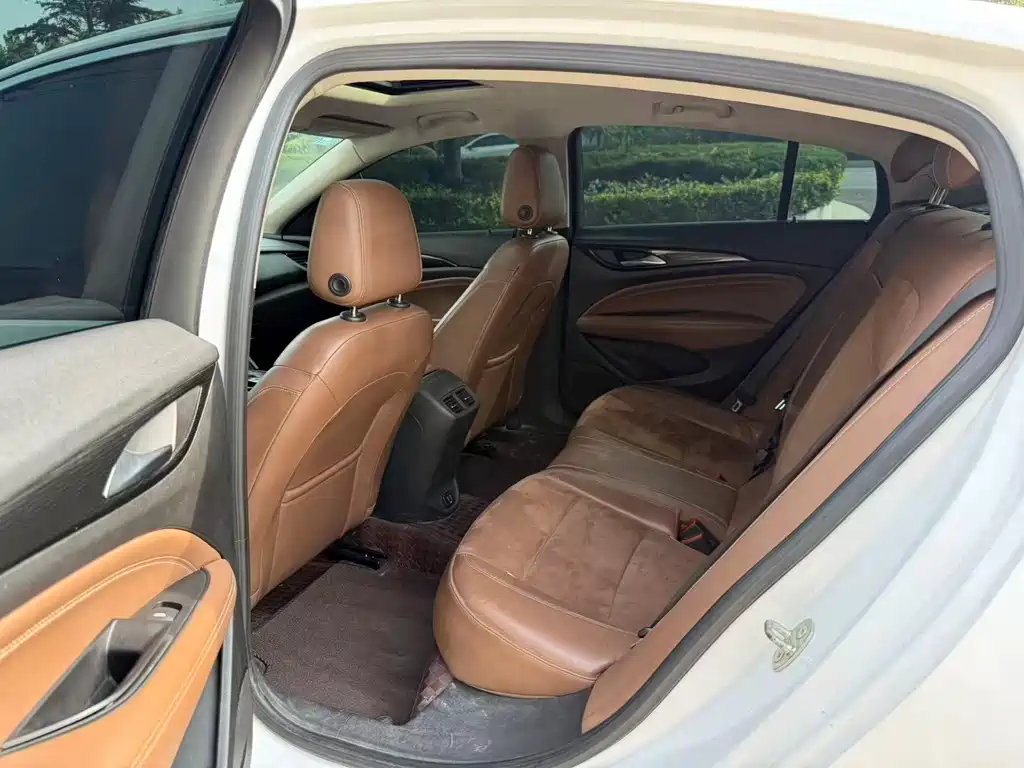 Buick Regal — миниатюра 5
