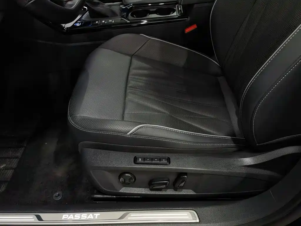 Volkswagen Passat — миниатюра 20