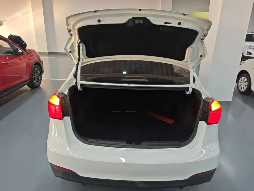 Kia K3 — миниатюра 19