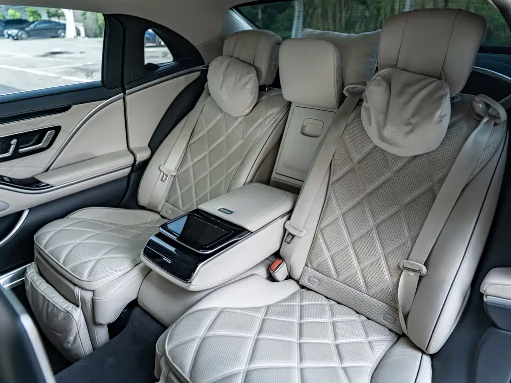 Mercedes-Benz S-Class — миниатюра 22