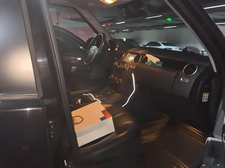 Land Rover Discovery 2014 3.0 SC V6 SE