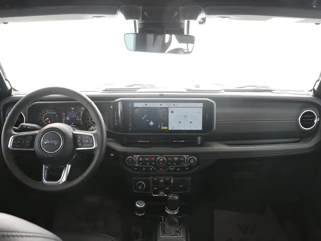 Jeep Wrangler — миниатюра 8