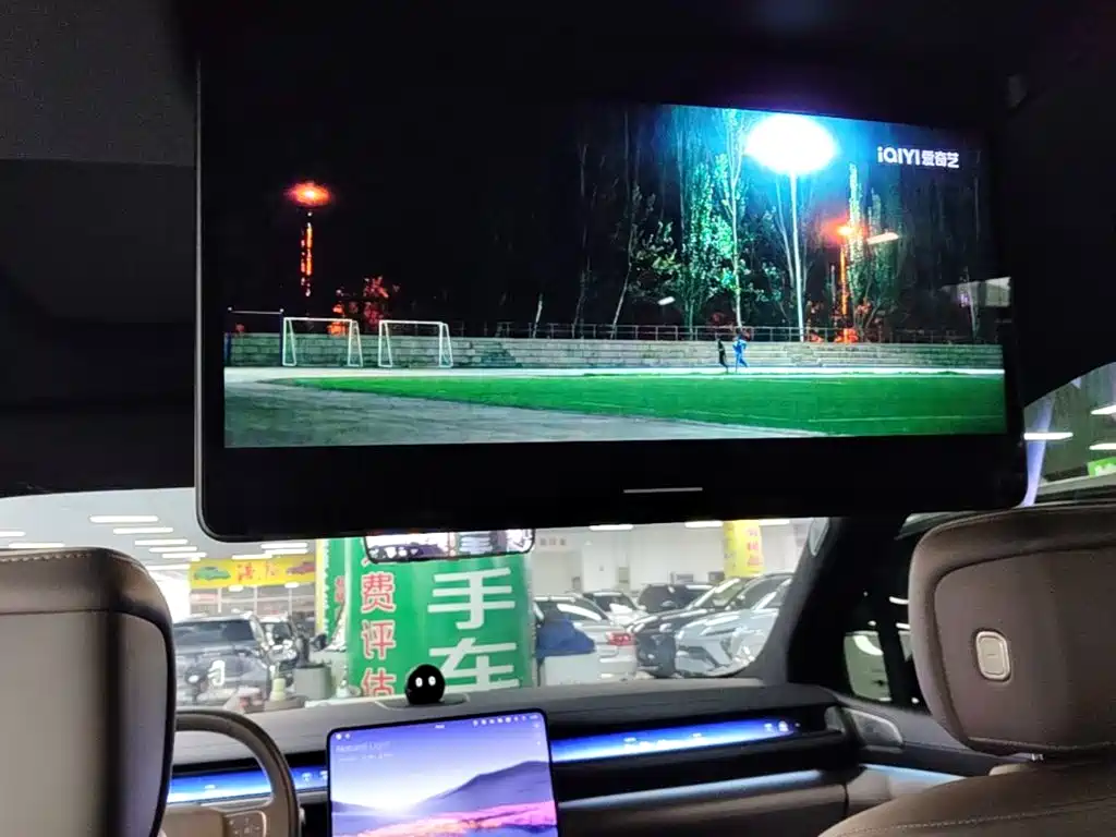 NIO ES8 — миниатюра 18
