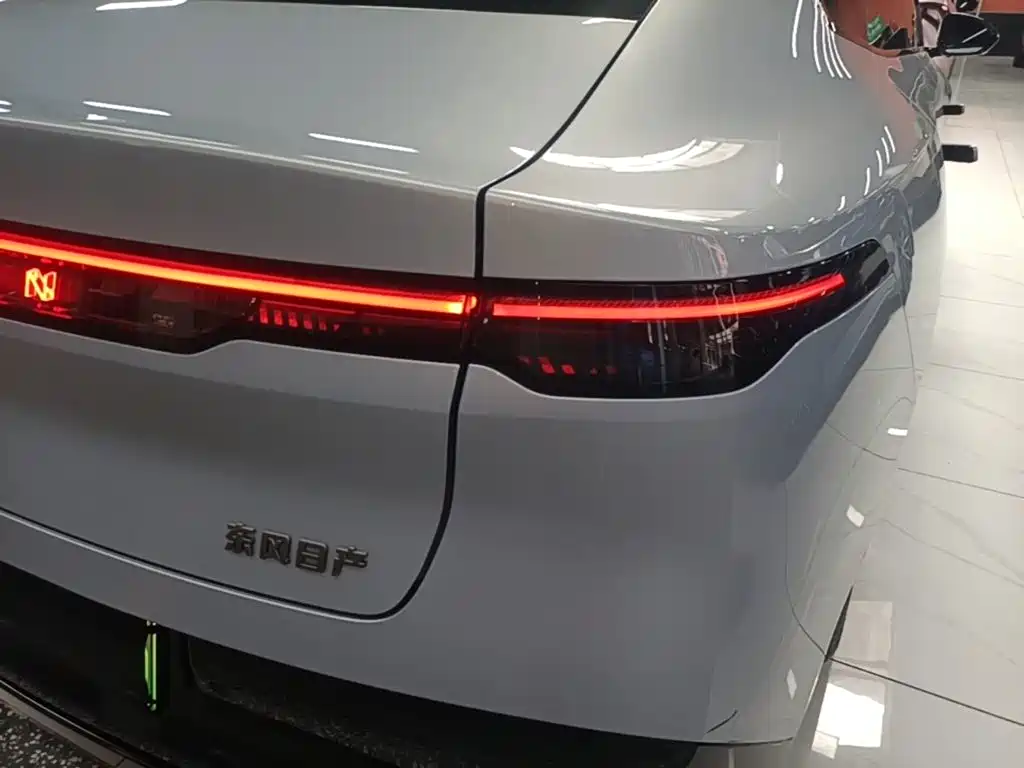 Nissan N7 — миниатюра 8