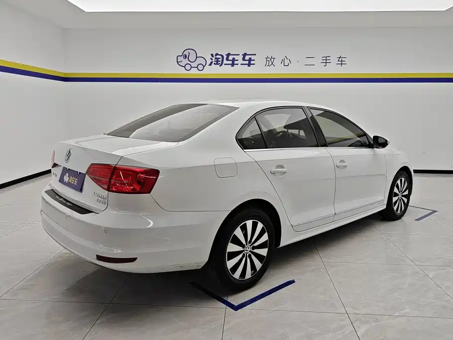 Volkswagen Sagitar — миниатюра 3