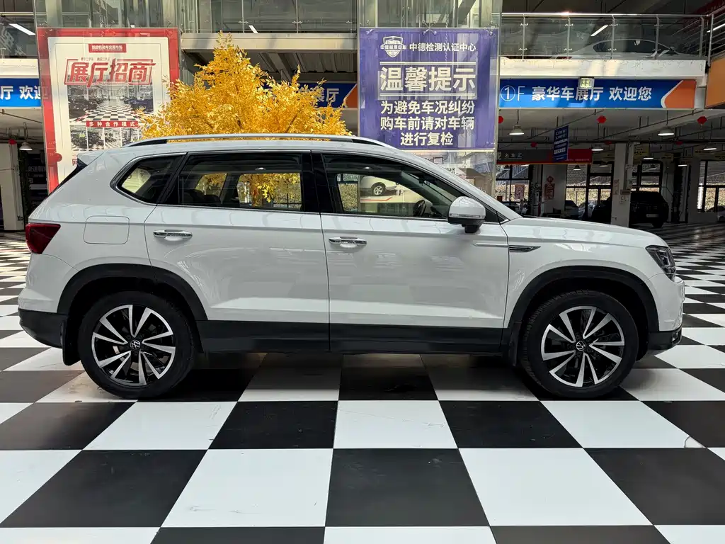 Volkswagen Tharu — миниатюра 7