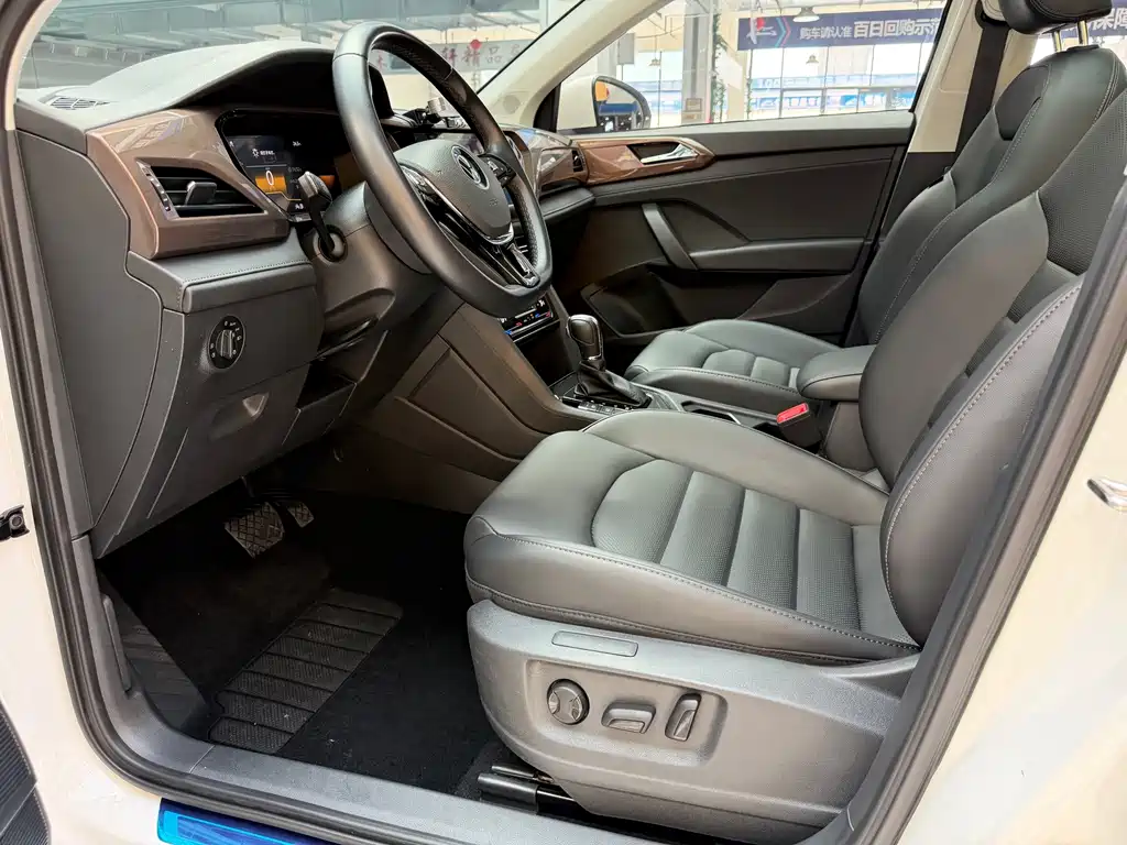 Volkswagen Tharu — миниатюра 14