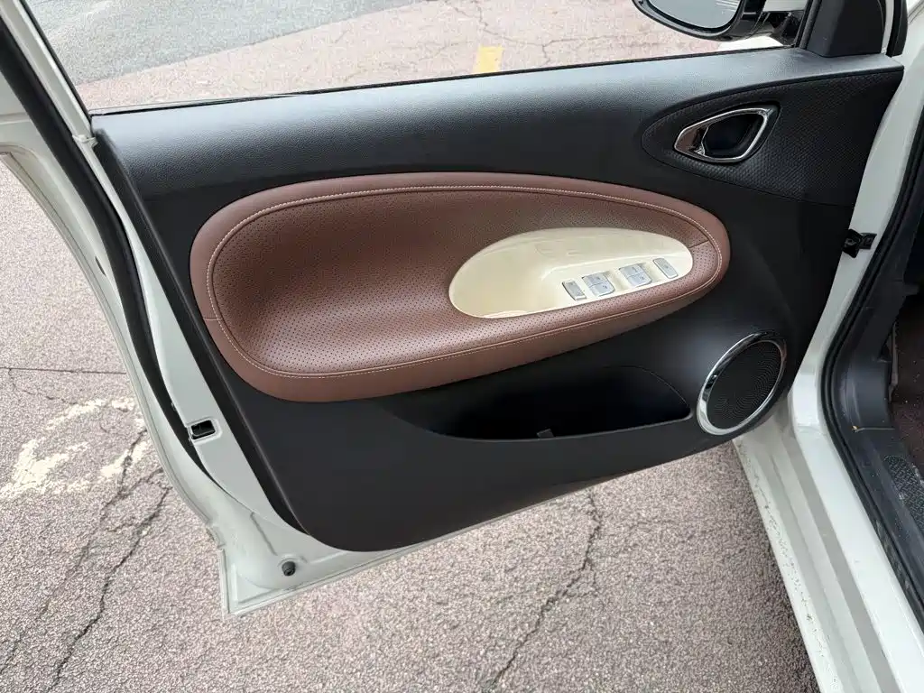 Wuling Bingo — миниатюра 6