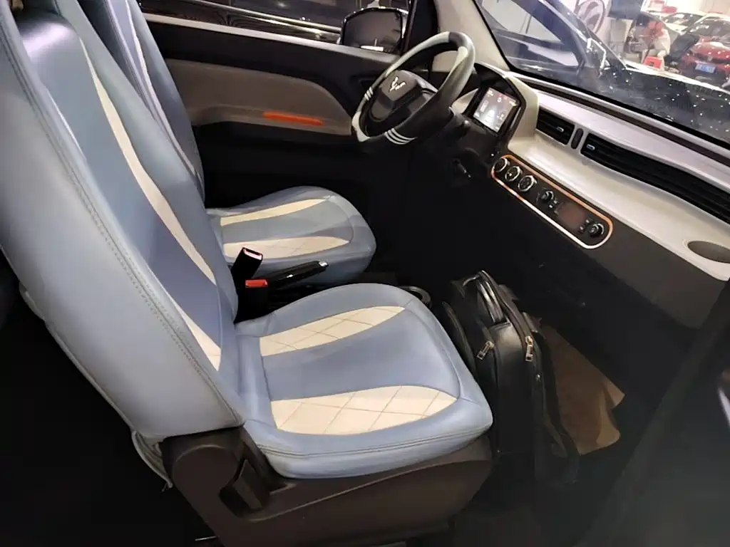 Wuling MINIEV — миниатюра 25