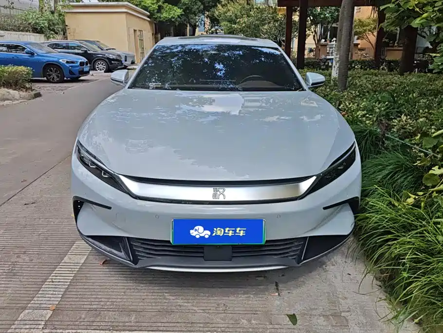 BYD Han — миниатюра 2