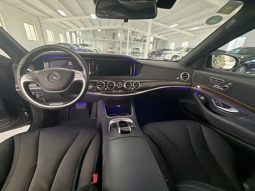 Mercedes-Benz S-Class — миниатюра 12