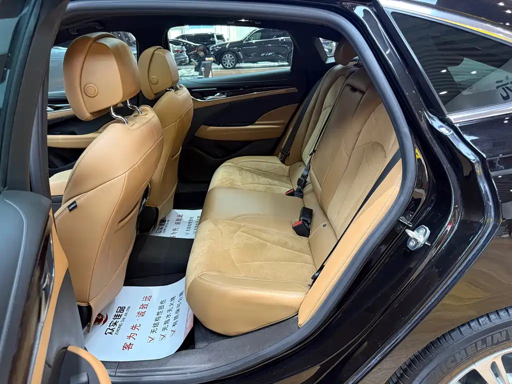 Buick LaCrosse — миниатюра 9