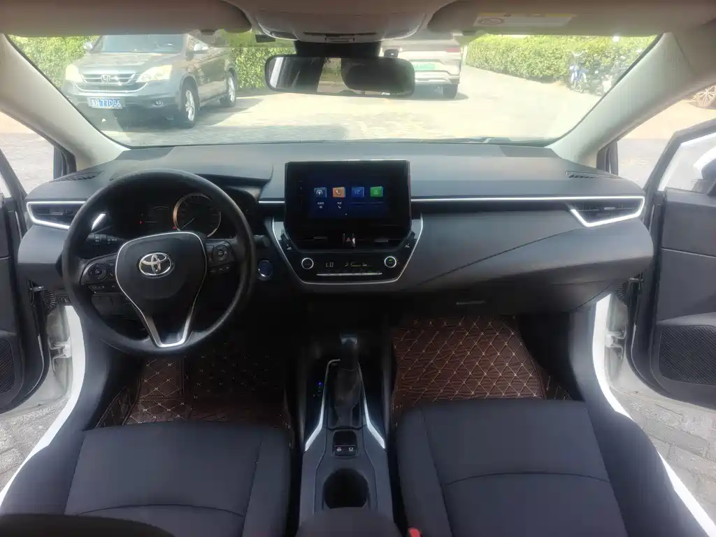 Toyota Corolla — миниатюра 12