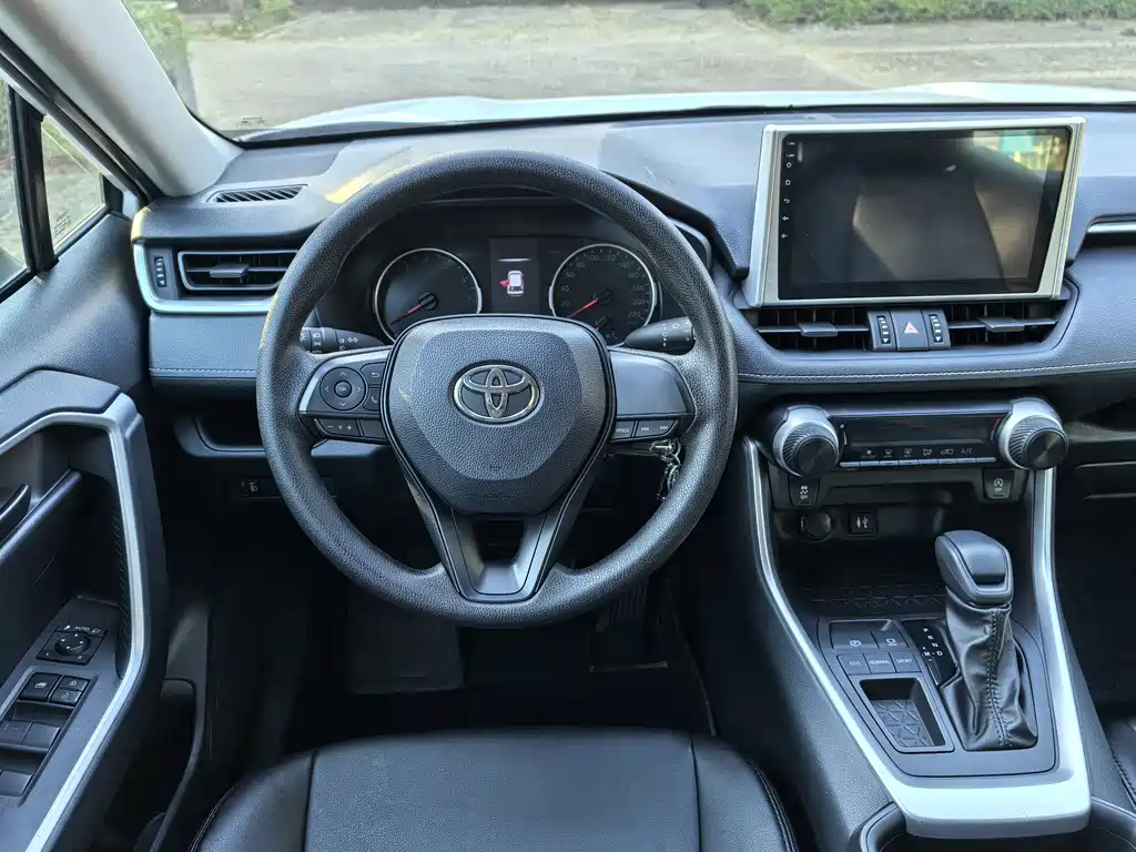 Toyota Wildlander — миниатюра 9