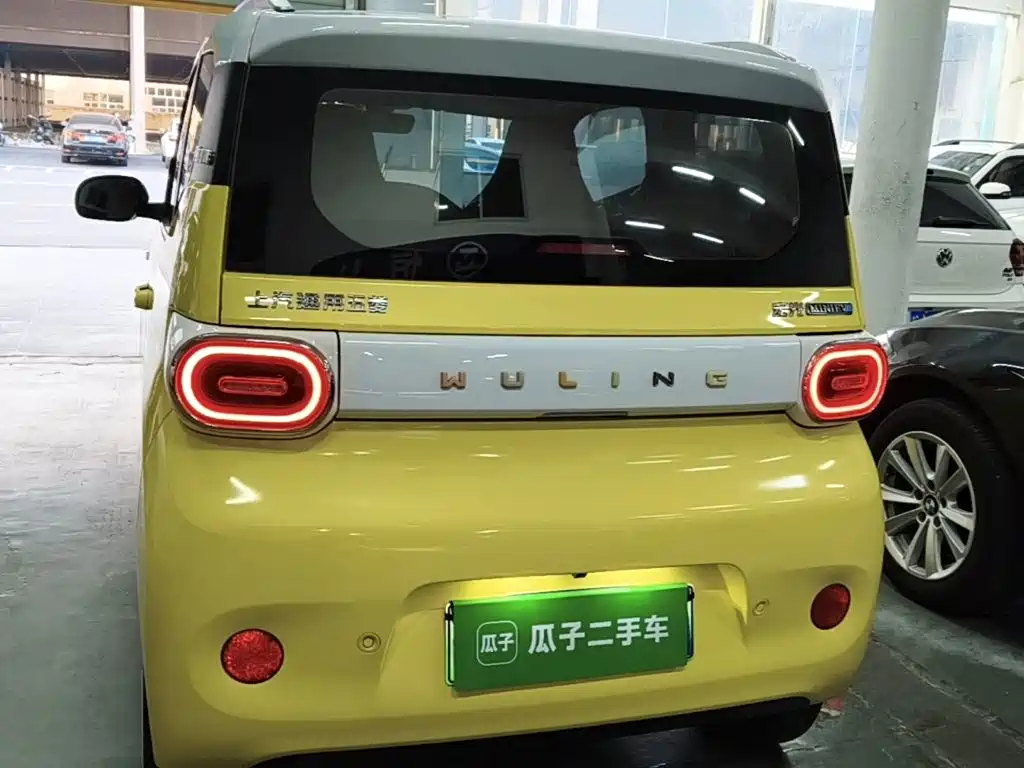 Wuling MINIEV — миниатюра 6