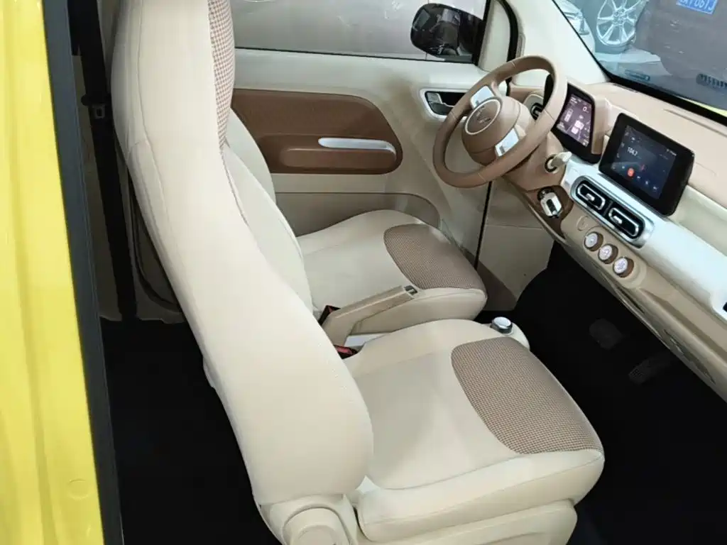 Wuling MINIEV — миниатюра 25