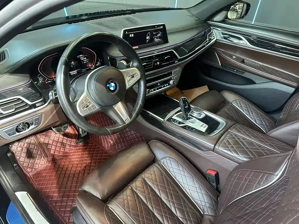 BMW 7 SERIES