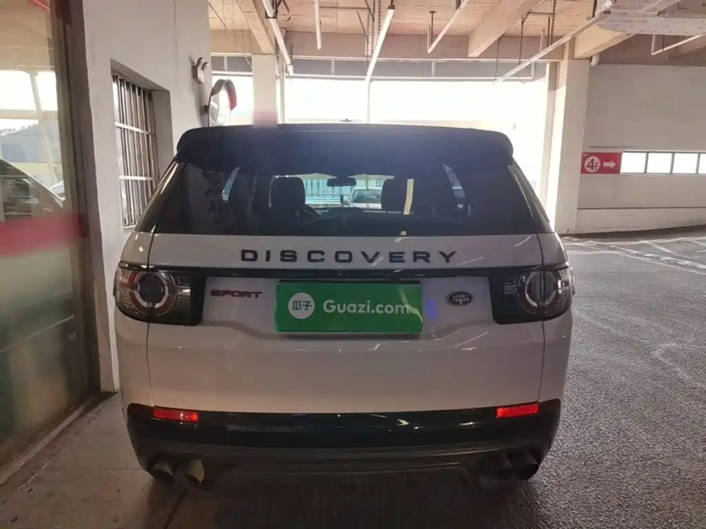 Land Rover Discovery Sport — миниатюра 6