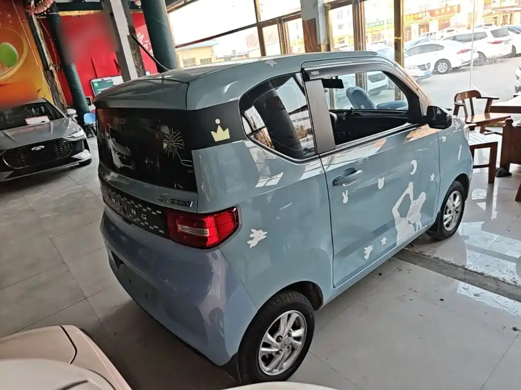 Wuling MINIEV — миниатюра 7