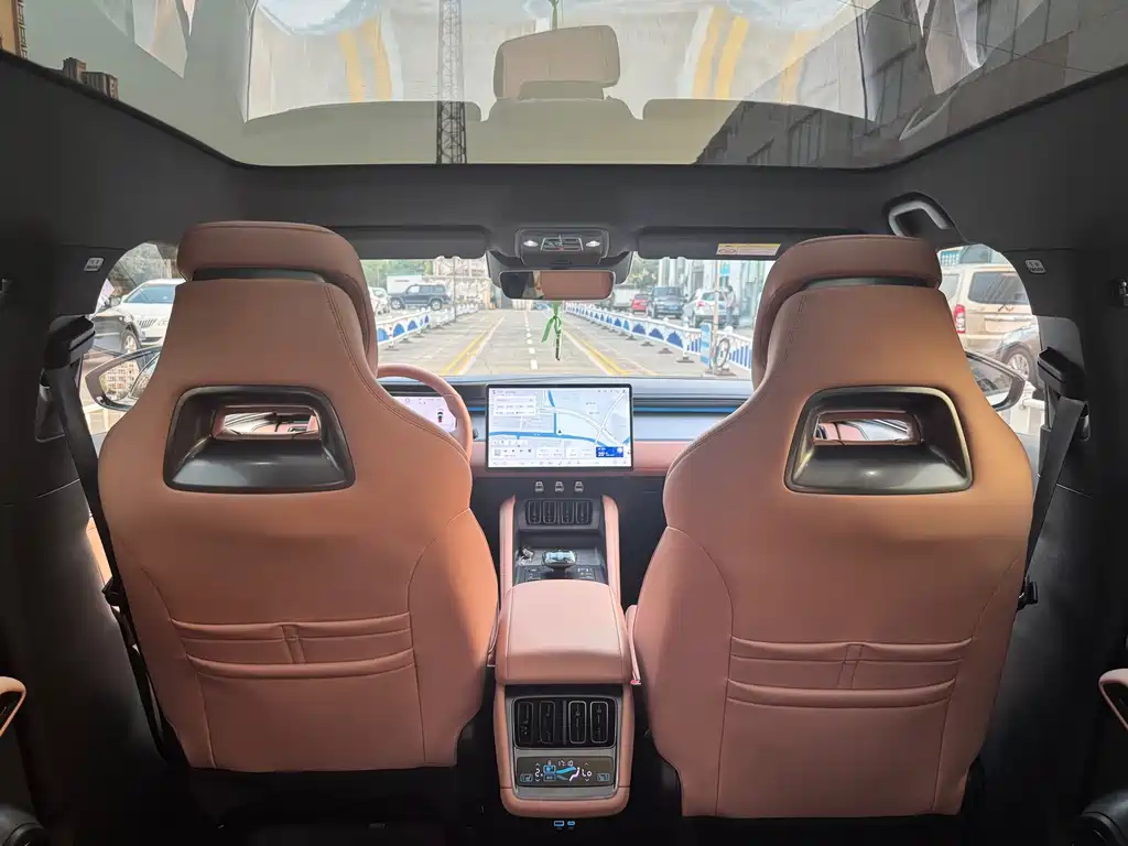 BYD L EV — миниатюра 14