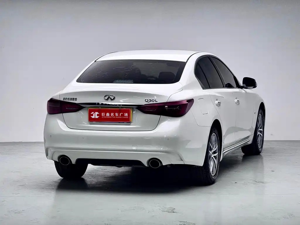 Infiniti Q50L — миниатюра 6