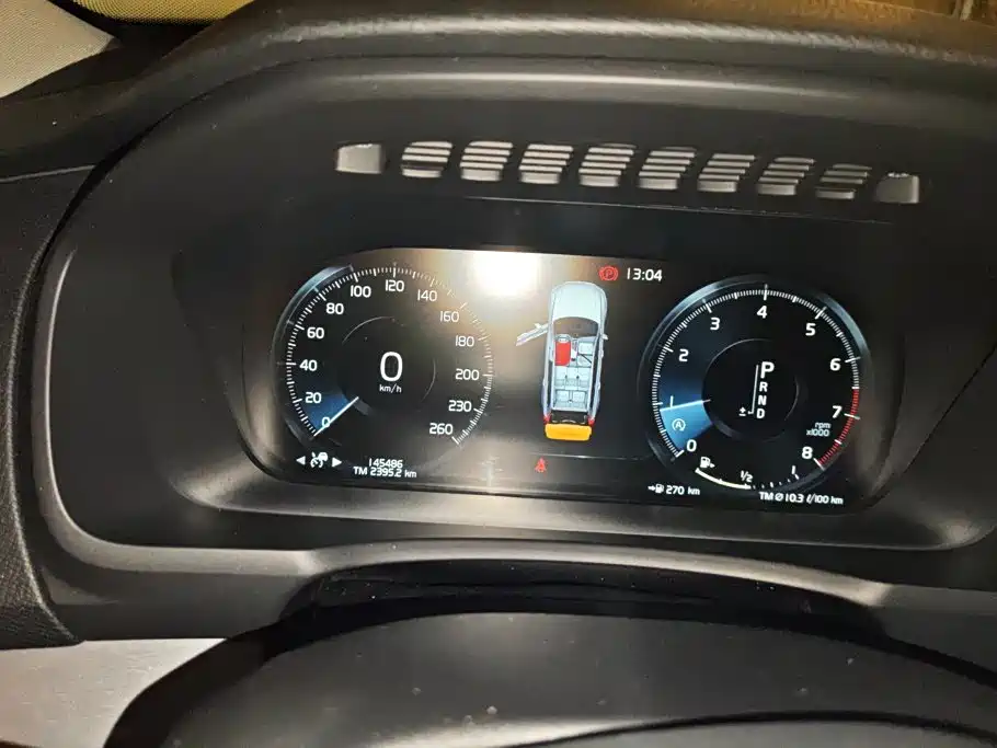 Volvo XC90 — миниатюра 14