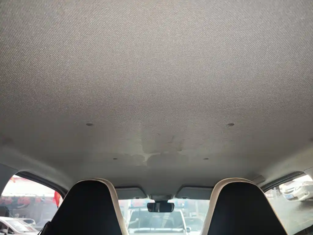 Wuling MINIEV — миниатюра 18