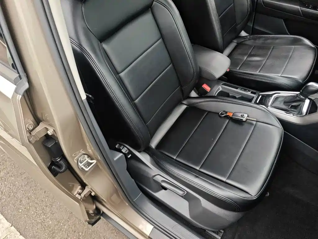 Volkswagen T-Roc — миниатюра 17
