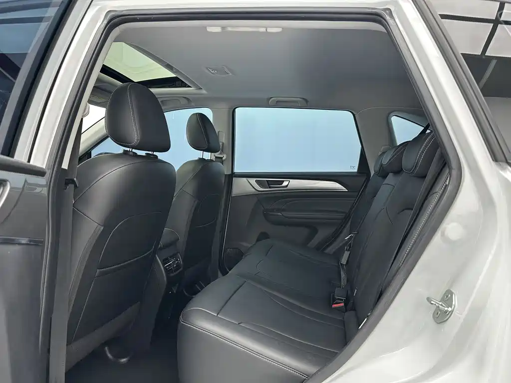 Haval M6 2021 PLUS 1.5T DCT Luxury