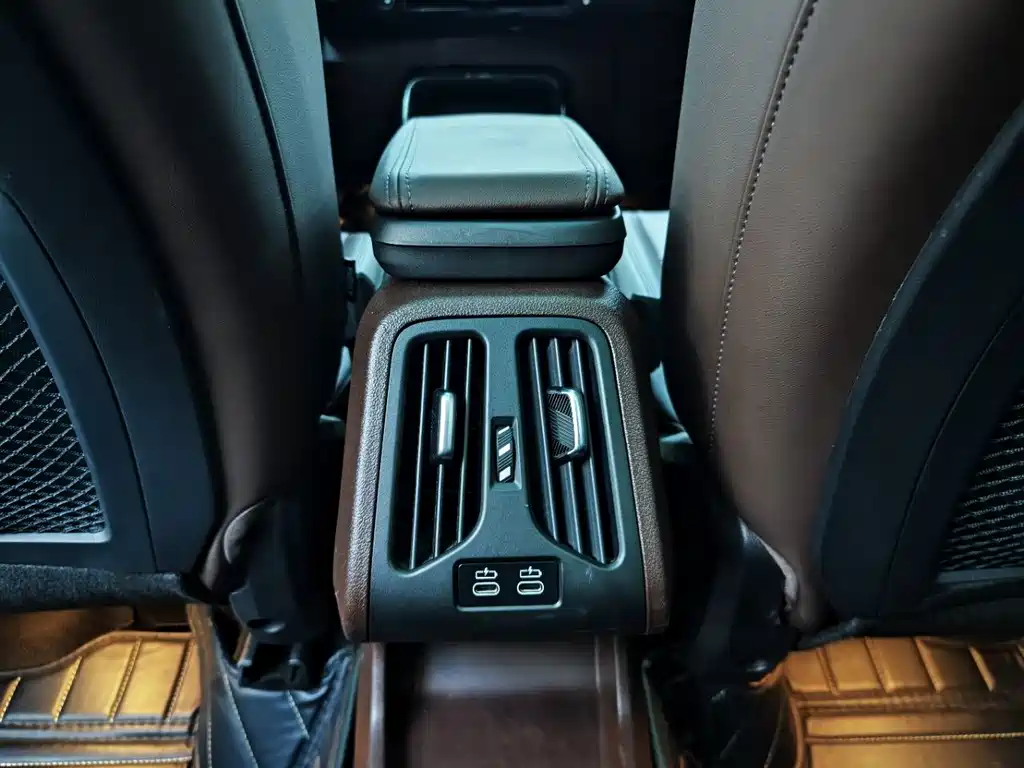 BMW X1 — миниатюра 15