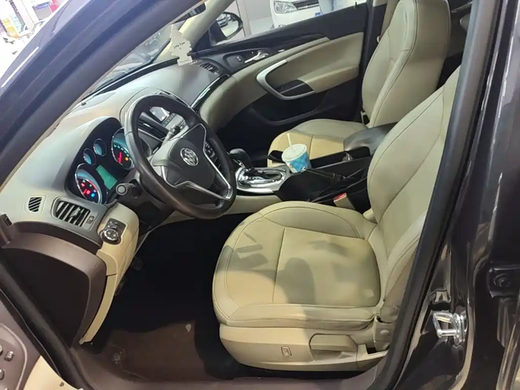 Buick Regal — миниатюра 15