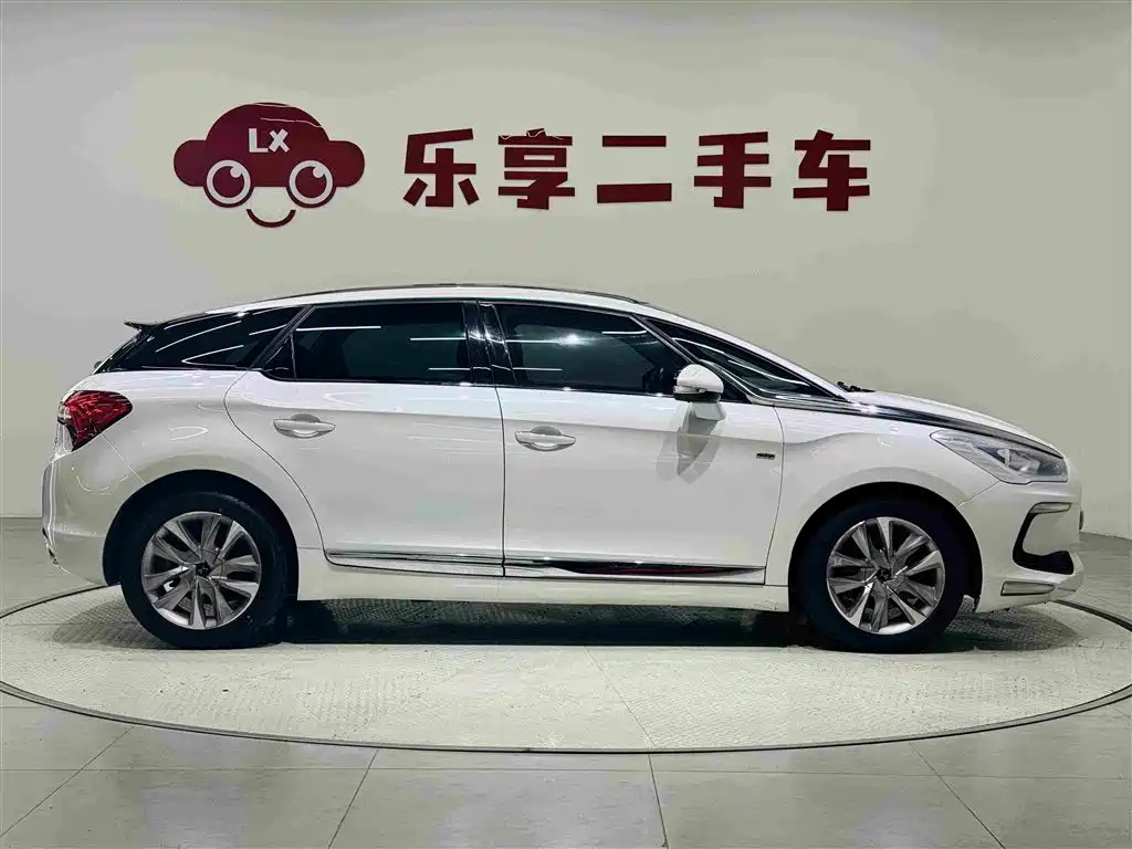DS DS 5 — миниатюра 6