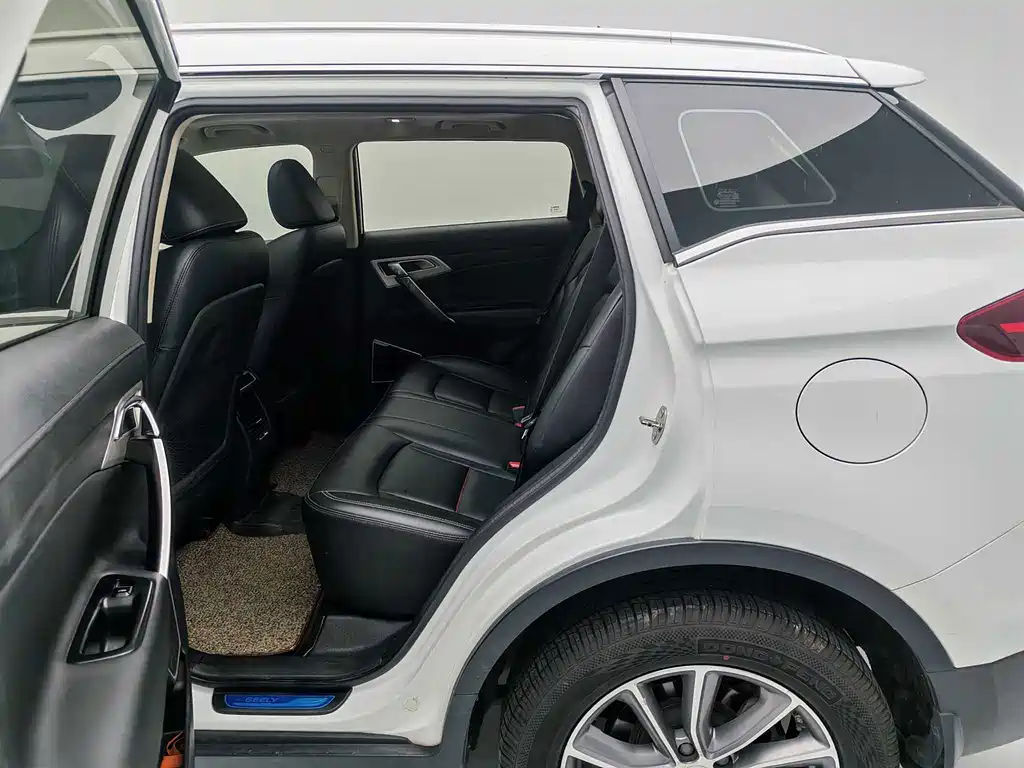 Geely Boyue — миниатюра 15