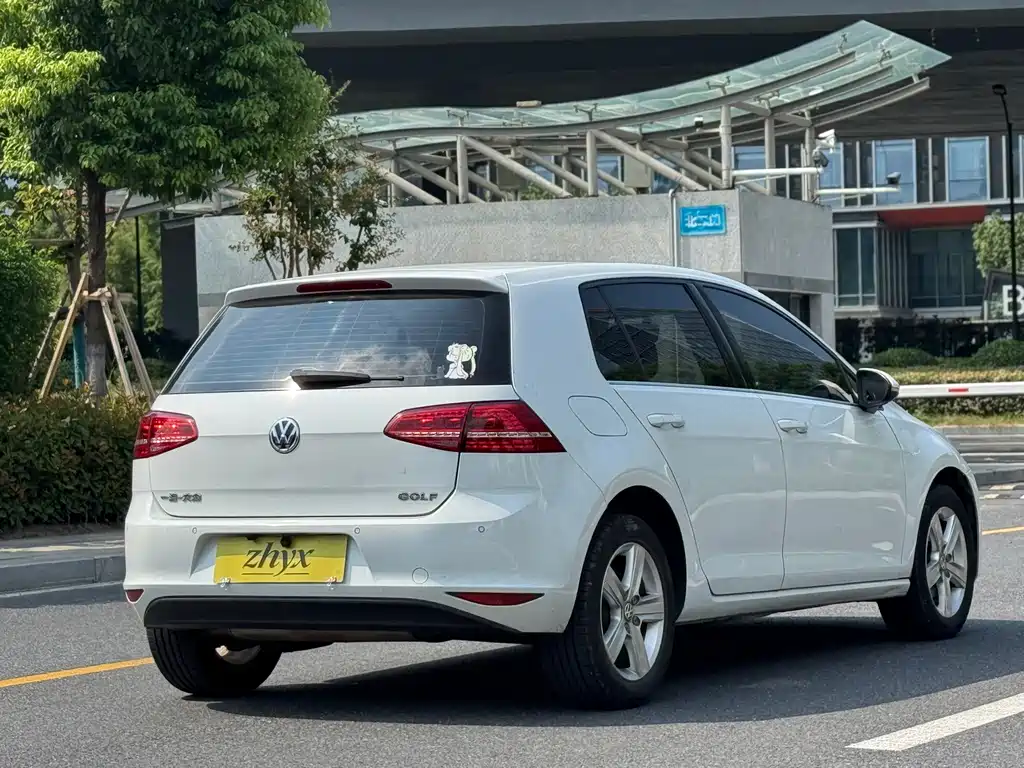 Volkswagen Golf — миниатюра 7