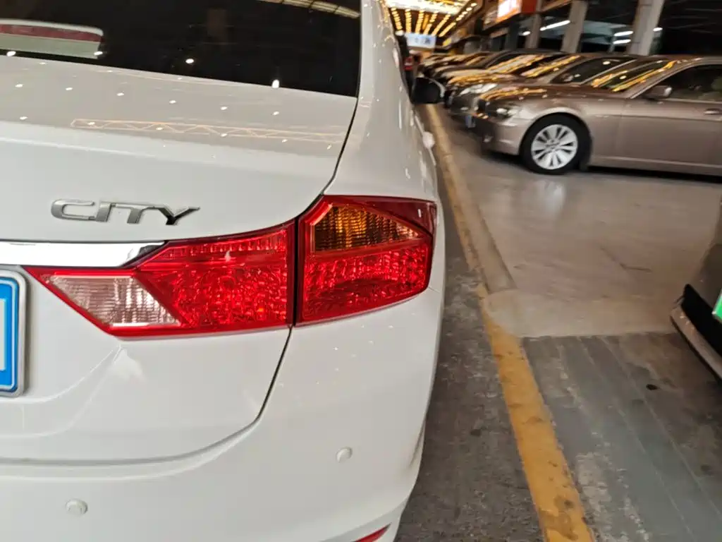 Honda City — миниатюра 8