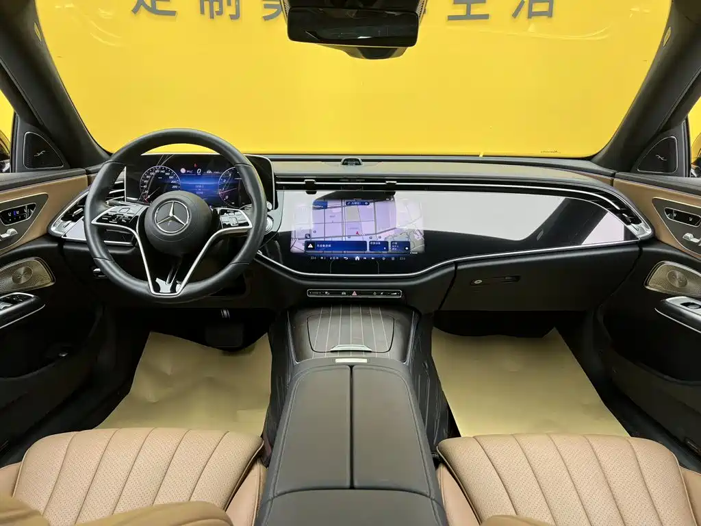 Mercedes-Benz E-Class — миниатюра 40