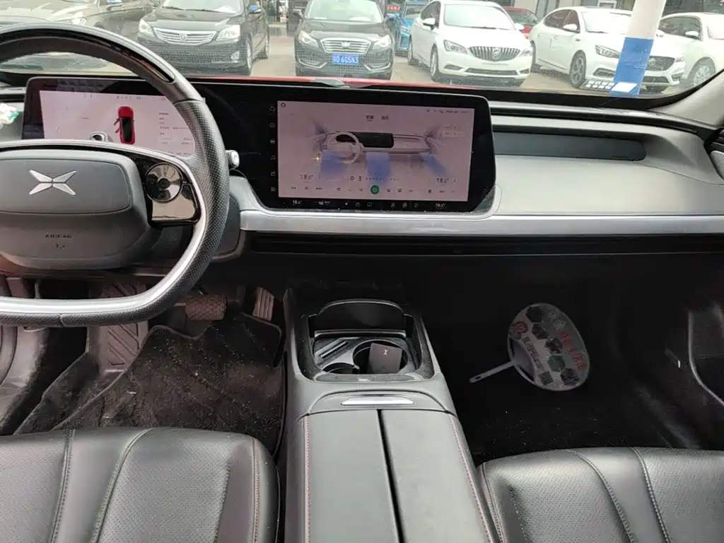 XPeng P7 — миниатюра 13
