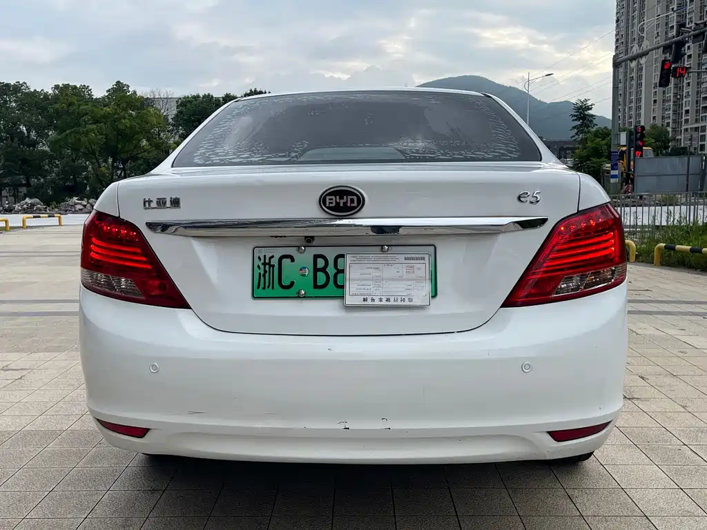 BYD e5 — миниатюра 6