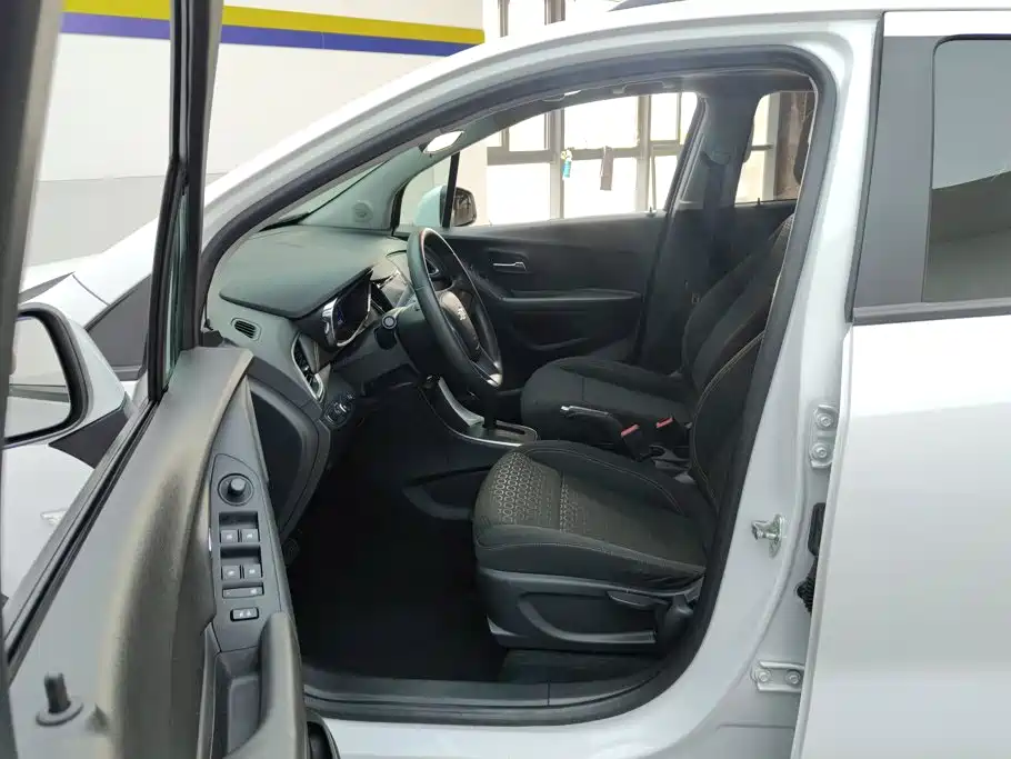 Chevrolet Trax — миниатюра 9