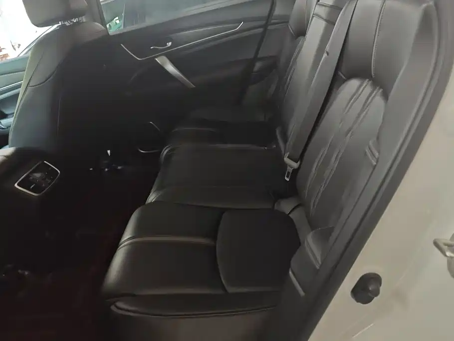 Honda UR-V — миниатюра 11