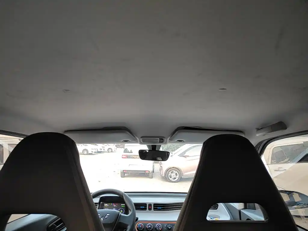 Wuling MINIEV — миниатюра 18