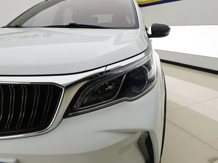 Geely Vision X3 — миниатюра 5