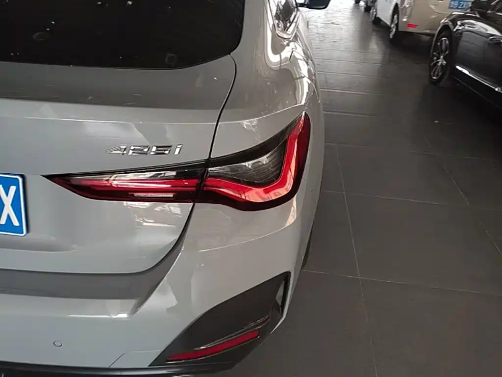 BMW 4 Series — миниатюра 8