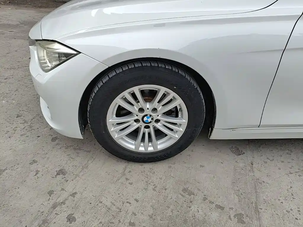 BMW 3 Series — миниатюра 23