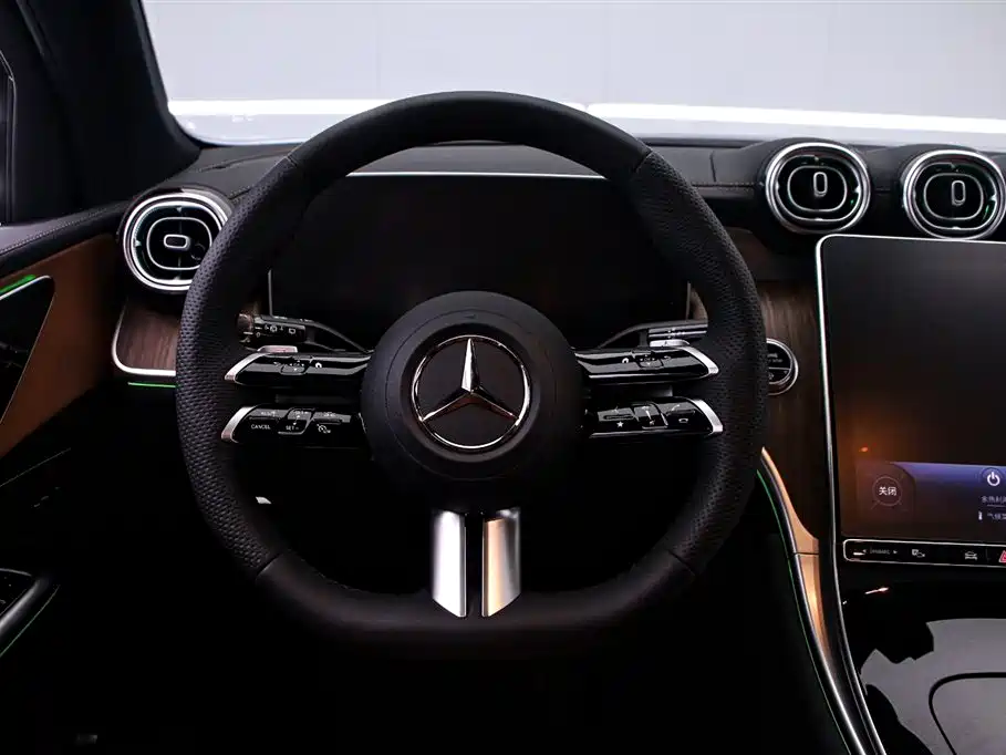 Mercedes-Benz GLC 2024 GLC 300 L 4MATIC 5 мест