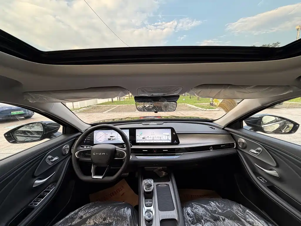 Chery Arrizo 8 — миниатюра 11