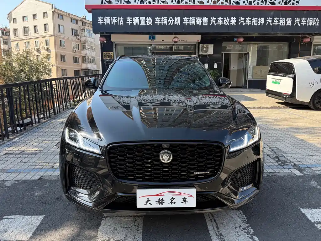 Jaguar F-PACE — миниатюра 2