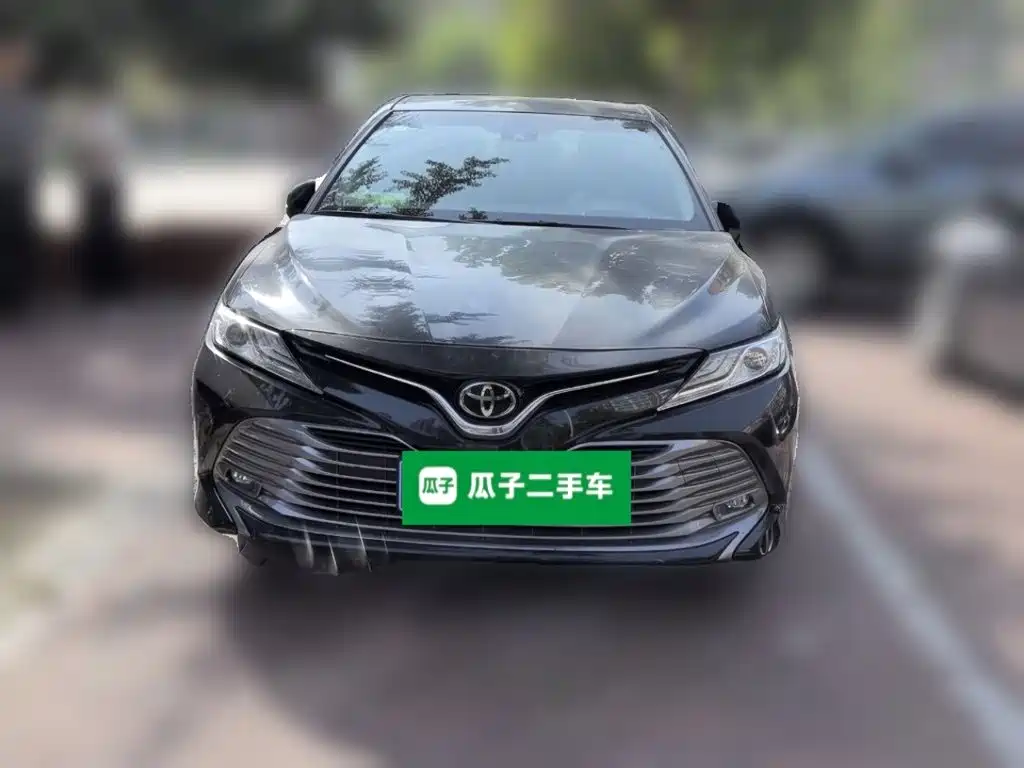 Toyota Camry — миниатюра 2