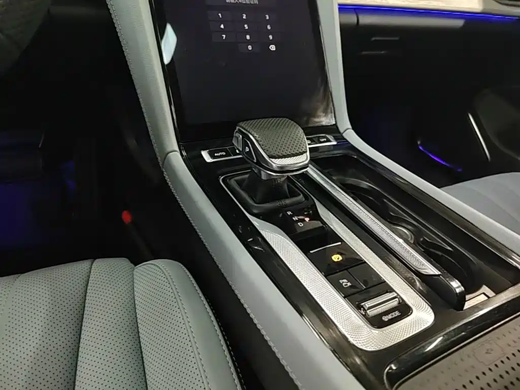 Hongqi Hongqi H5 PHEV — миниатюра 14