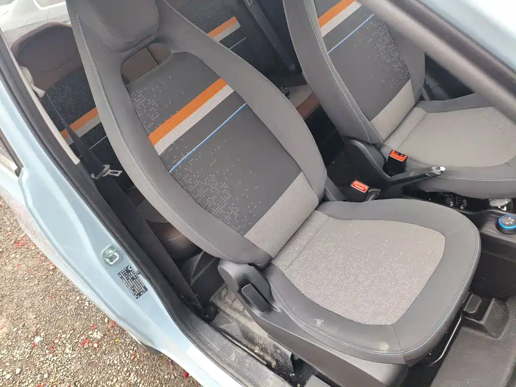 Wuling MINIEV — миниатюра 25